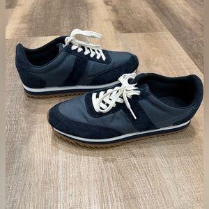 Cute Women’s Navy Blue J. Crew Sneakers shoes size 9